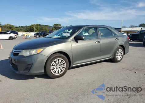 2012 Toyota Camry Base z USA, uszkodzony, nr VIN 4T1BF1FK2CU513216
